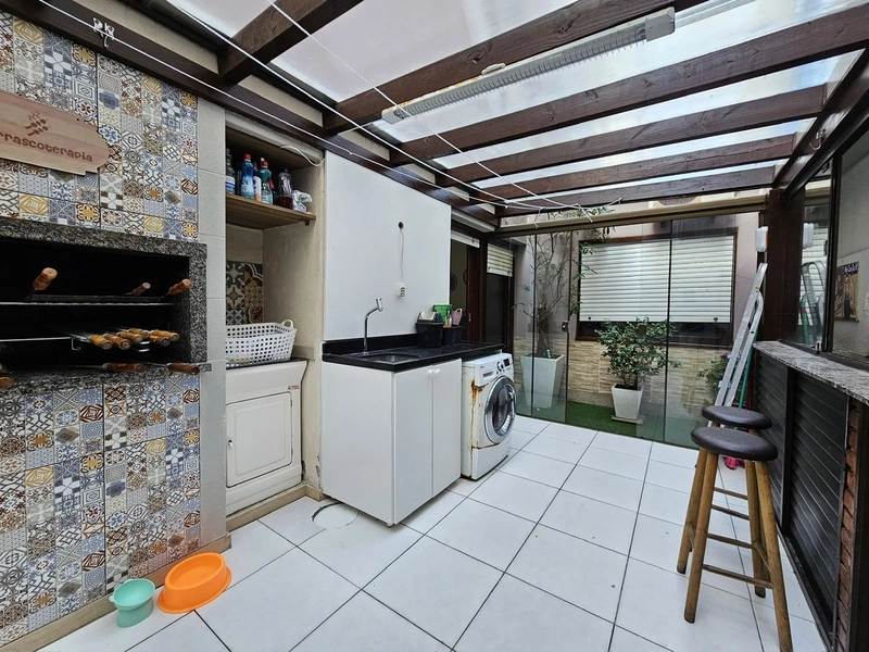 APARTAMENTO TOTALMENTE MOBILIADO DE 02 DORM. COM VAGA: 6ª foto da galeria de imagens do imóvel