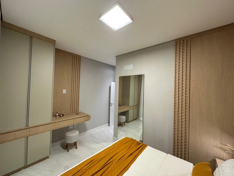 SOBRADO MOBILIADO E DECORADO À VENDA EM CONDOMÍNIO FECHADO: 8ª foto da galeria de imagens do imóvel