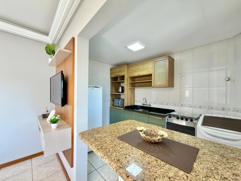 APARTAMENTO MOBILIADO DE 02 DORMITÓRIOS COM VISTA PARA  O  MAR!: 4ª foto da galeria de imagens do imóvel