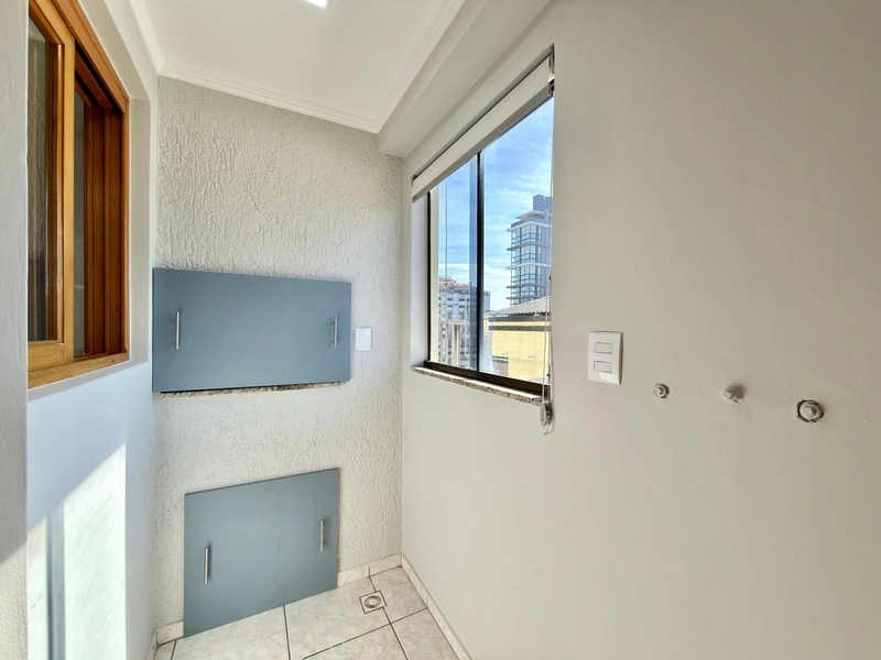 APARTAMENTO MOBILIADO DE 02 DORMITÓRIOS COM VISTA PARA  O  MAR!: 9ª foto da galeria de imagens do imóvel