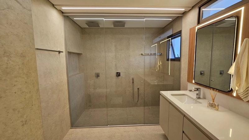 EXCELENTE CASA DE BAIRRO PRÓXIMA AO CONDOMÍNIO LAS DUNAS: 9ª foto da galeria de imagens do imóvel