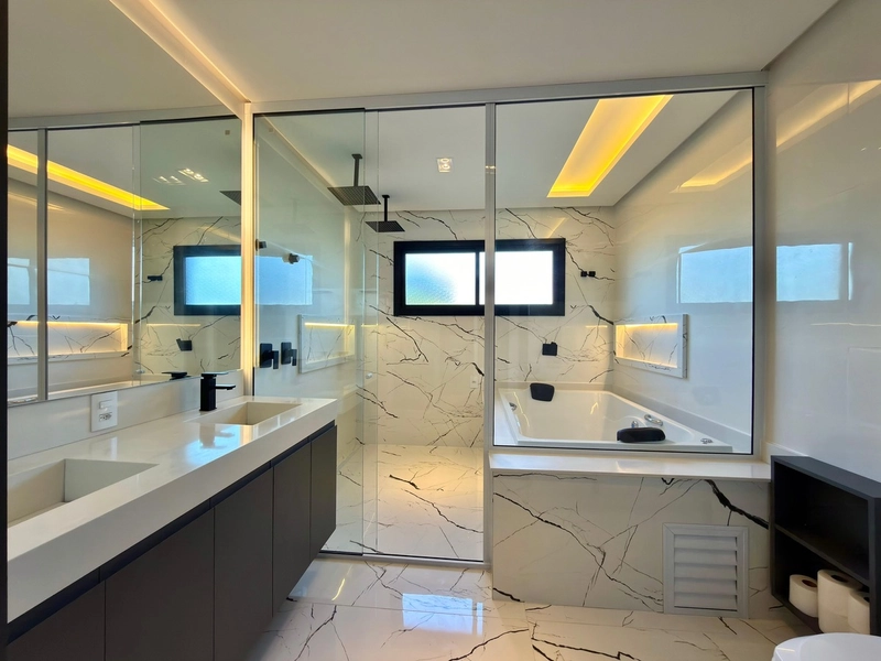 CASA DE ALTO COM TERRAÇO E PISCINA NO BAIRRO ZONA NOVA!: 3ª foto da galeria de imagens do imóvel