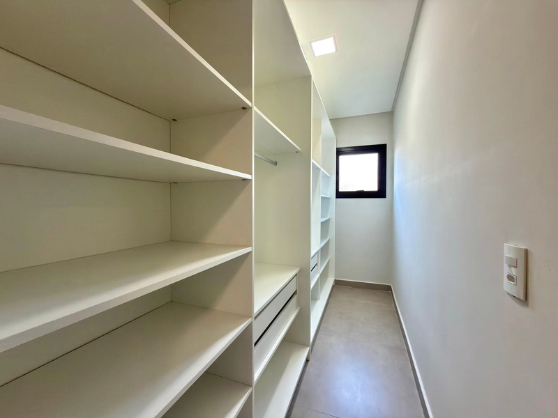 CASA DE ALTO COM TERRAÇO E PISCINA NO BAIRRO ZONA NOVA!: 12ª foto da galeria de imagens do imóvel