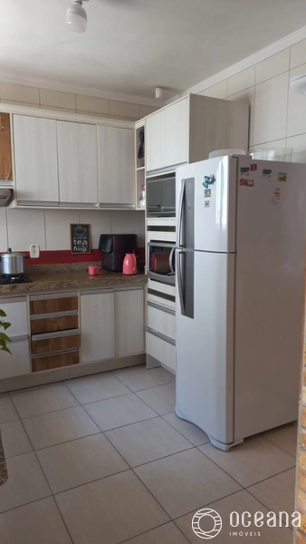 Casa 3 Dormitorios com Piscina no centro de Xangrilá: 14ª foto da galeria de imagens do imóvel