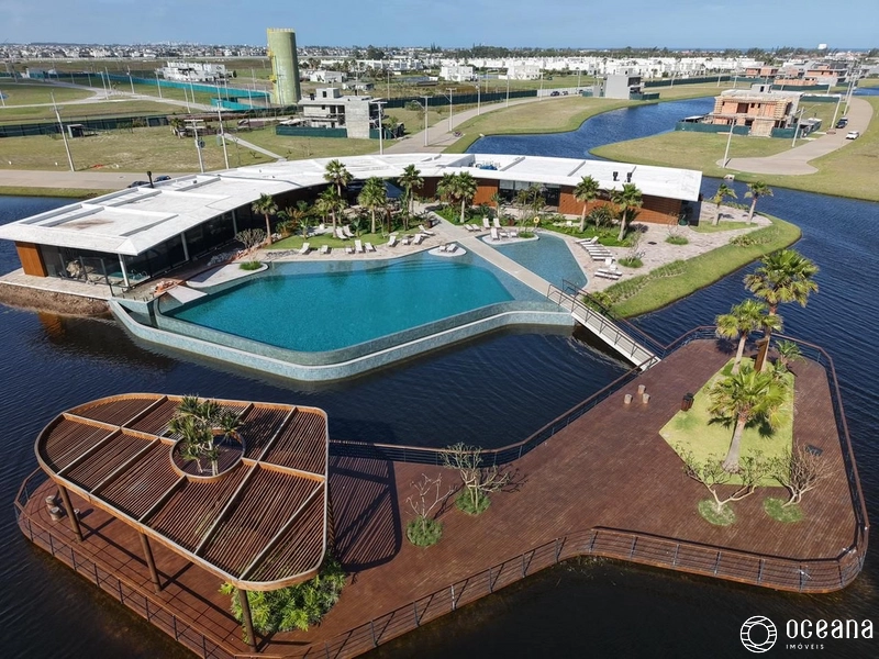 LOTE DE ESQUINA E FUNDOS LAGO À VENDA: 3ª foto da galeria de imagens do imóvel