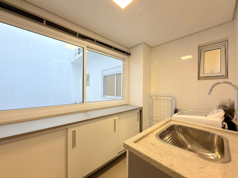 APARTAMENTO MOBILIADO COMPOSTO POR 03 DORM E 02 VAGAS DE GARAGEM!: 1ª foto da galeria de imagens do imóvel