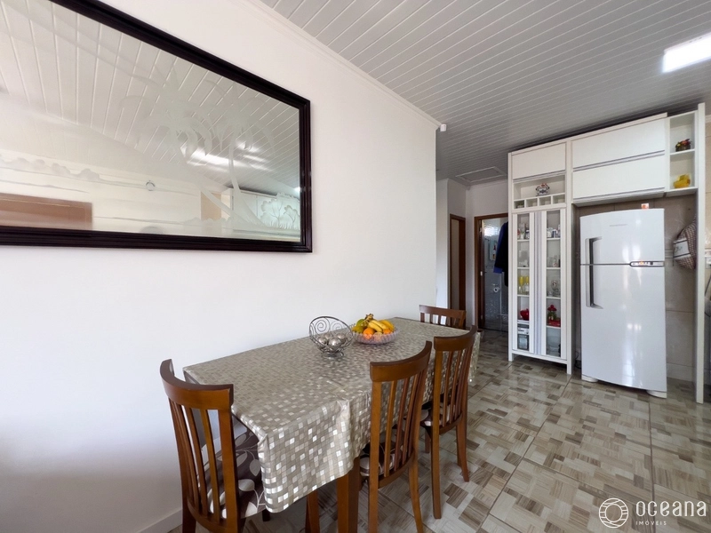 CASA DE 03 DORMITÓRIOS, SUÍTE, PISCINA, ÁREA GOURMET E + ANEXO!: 3ª foto da galeria de imagens do imóvel