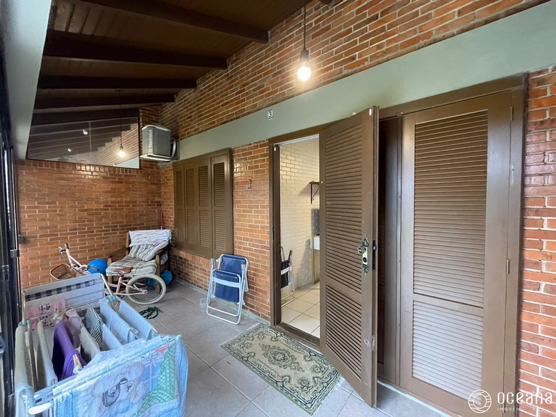 CASA PERTINHO DO MAR POR APENAS R$450.000,00: 16ª foto da galeria de imagens do imóvel