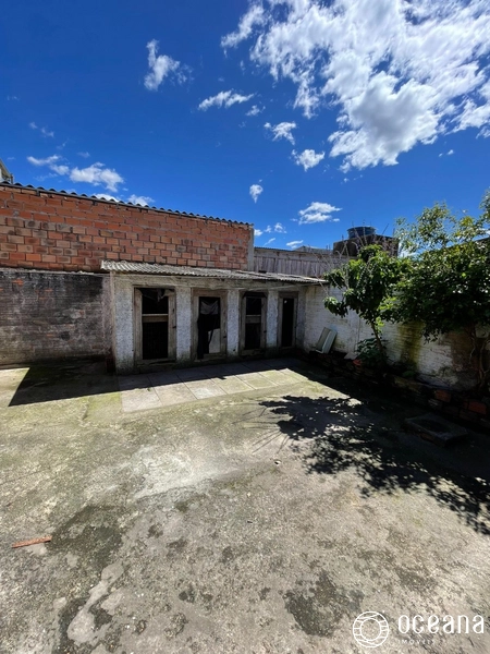 CASA EM TERRENO INTEIRO EM CAPÃO DA CANOA: 2ª foto da galeria de imagens do imóvel