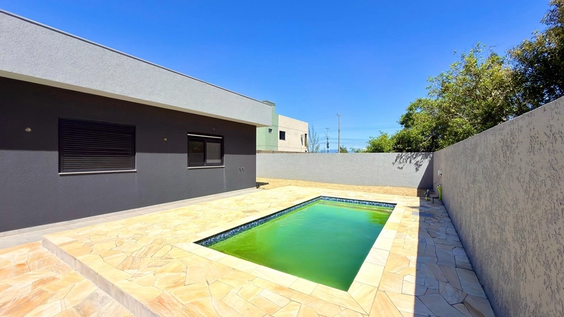 Casa Ampla Com Piscina - 2 Quadras Do Mar!: 3ª foto da galeria de imagens do imóvel