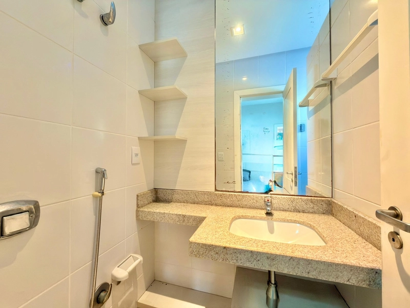 SOBRADO MOBILIADO E DECORADO COMPOSTO POR 06 DORMITÓRIOS + DEPENDÊNCIA: 25ª foto da galeria de imagens do imóvel