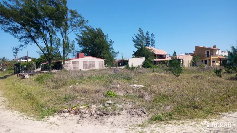 Terreno a 1 quadra do mar!!!: 3ª foto da galeria de imagens do imóvel
