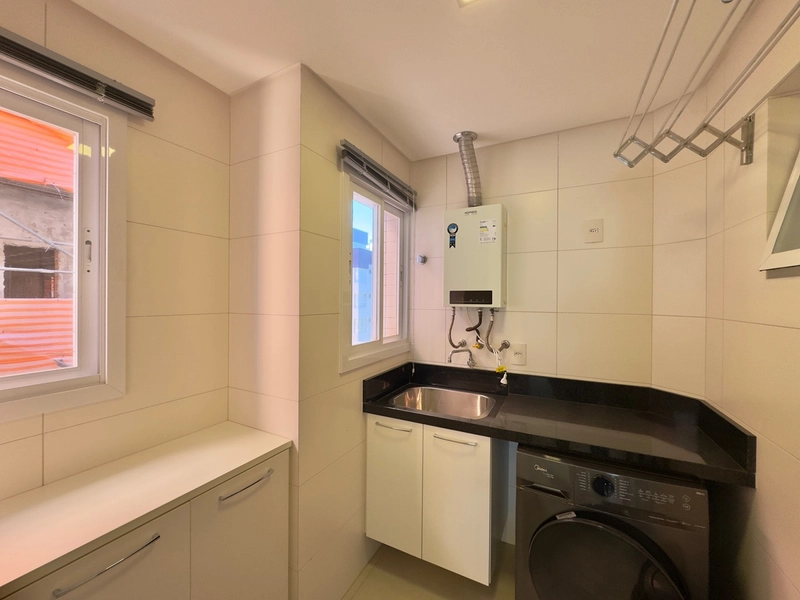 APARTAMENTO MOB. E DECORADO  DE 03 DORMITÓRIOS NO BAIRRO NAVEGANTES!: 3ª foto da galeria de imagens do imóvel