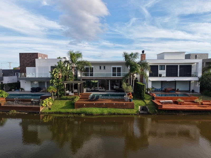 SOBRADO MOBILIADO E DECORADO BEIRA LAGO!: 39ª foto da galeria de imagens do imóvel