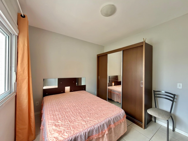 APARTAMENTO MOBILIADO DE 01 DORMITÓRIO NO BAIRRO NAVEGANTES: 3ª foto da galeria de imagens do imóvel