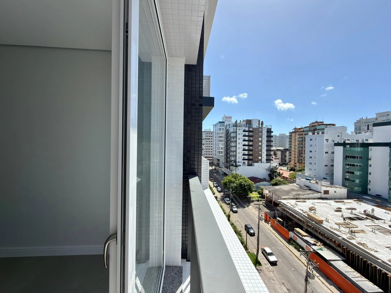 APARTAMENTO COMPOSTO POR 03 DORMITÓRIOS À VENDA EM EDIFÍCIO NOVO!: 3ª foto da galeria de imagens do imóvel