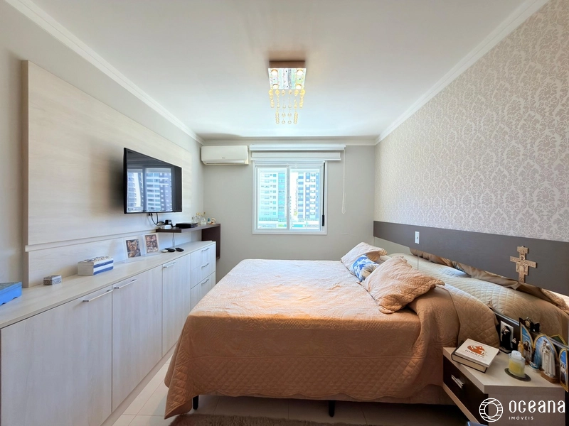 APARTAMENTO À VENDA DE 03 DORMITÓRIOS DE FRENTE PARA PRAÇA: 8ª foto da galeria de imagens do imóvel