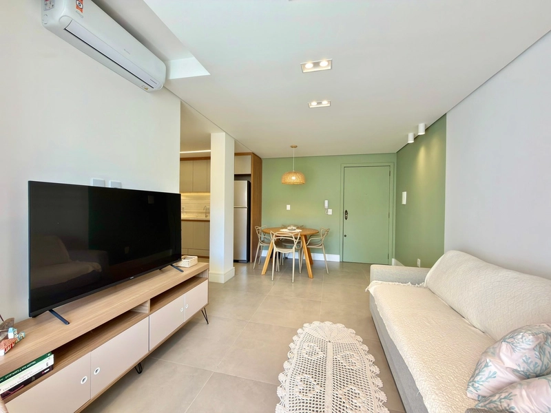 APARTAMENTO ESPAÇOSO, TOTALMENTE REFORMADO, PRONTO PARA USUFRUIR.: 7ª foto da galeria de imagens do imóvel