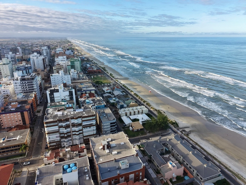APARTAMENTO DE 03 DORM + DEPENDÊNCIA NA BAIRA MAR DE CAPÃO DA CANOA!: 4ª foto da galeria de imagens do imóvel