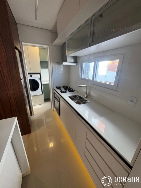 Apartamento de 03 dormitórios mobiliado e decorado: 3ª foto da galeria de imagens do imóvel