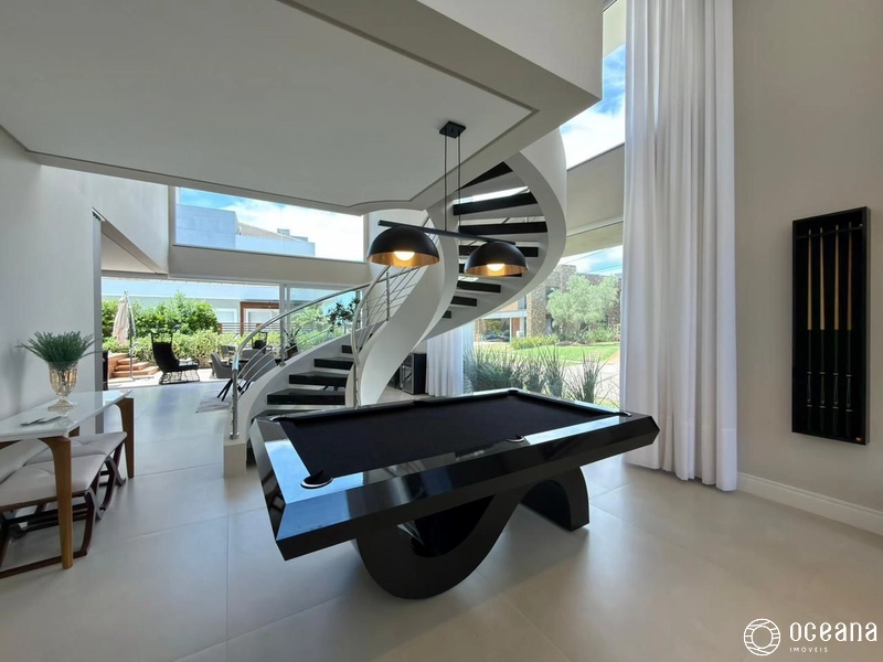 CASA COMPOSTA POR 04 SUÍTES EM CONDOMÍNIO FECHADO COM INFRA COMPLETA!: 5ª foto da galeria de imagens do imóvel