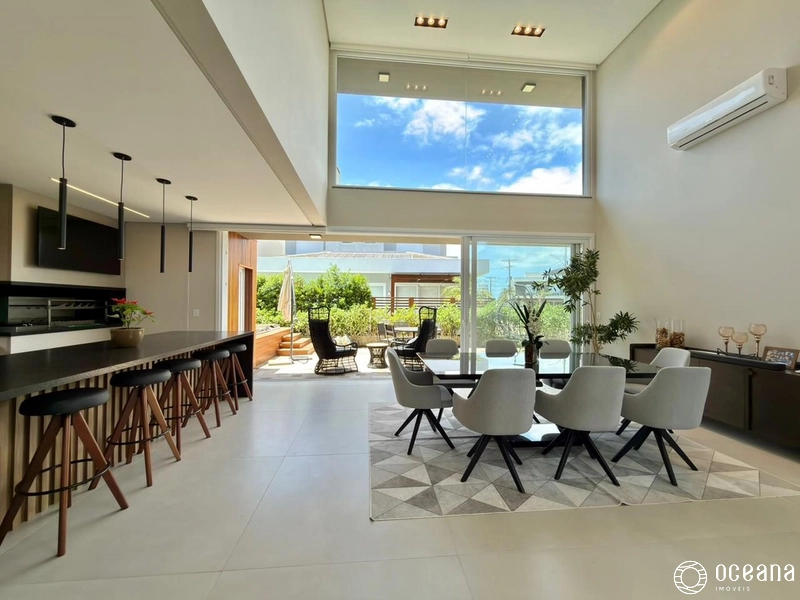 CASA COMPOSTA POR 04 SUÍTES EM CONDOMÍNIO FECHADO COM INFRA COMPLETA!: 10ª foto da galeria de imagens do imóvel