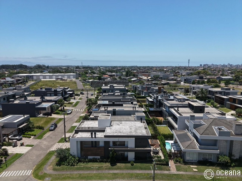CASA COMPOSTA POR 04 SUÍTES EM CONDOMÍNIO FECHADO COM INFRA COMPLETA!: 15ª foto da galeria de imagens do imóvel