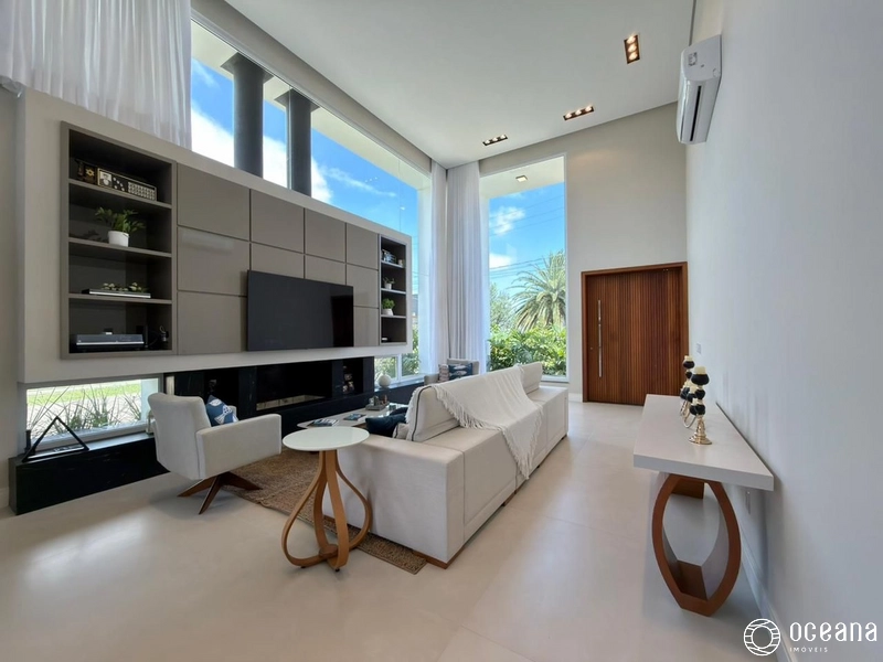 CASA COMPOSTA POR 04 SUÍTES EM CONDOMÍNIO FECHADO COM INFRA COMPLETA!: 3ª foto da galeria de imagens do imóvel
