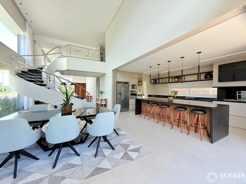 CASA COMPOSTA POR 04 SUÍTES EM CONDOMÍNIO FECHADO COM INFRA COMPLETA!: 11ª foto da galeria de imagens do imóvel