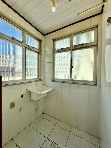 APARTAMENTO 2 DORMITÓRIOS, DE FRENTE PRÓXIMO AO MAR: 7ª foto da galeria de imagens do imóvel