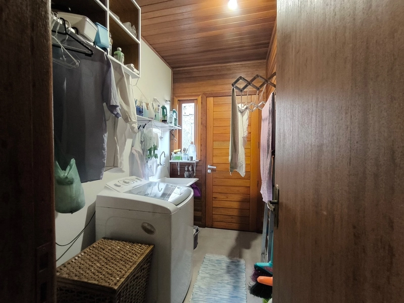 Casa 5 dormitórios no bairro araçá próximo ao centro de capão da canoa: 15ª foto da galeria de imagens do imóvel