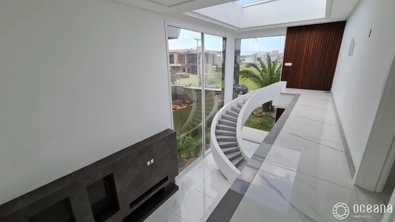 Sobrado contemporâneo com arquitetura diferenciada!: 12ª foto da galeria de imagens do imóvel