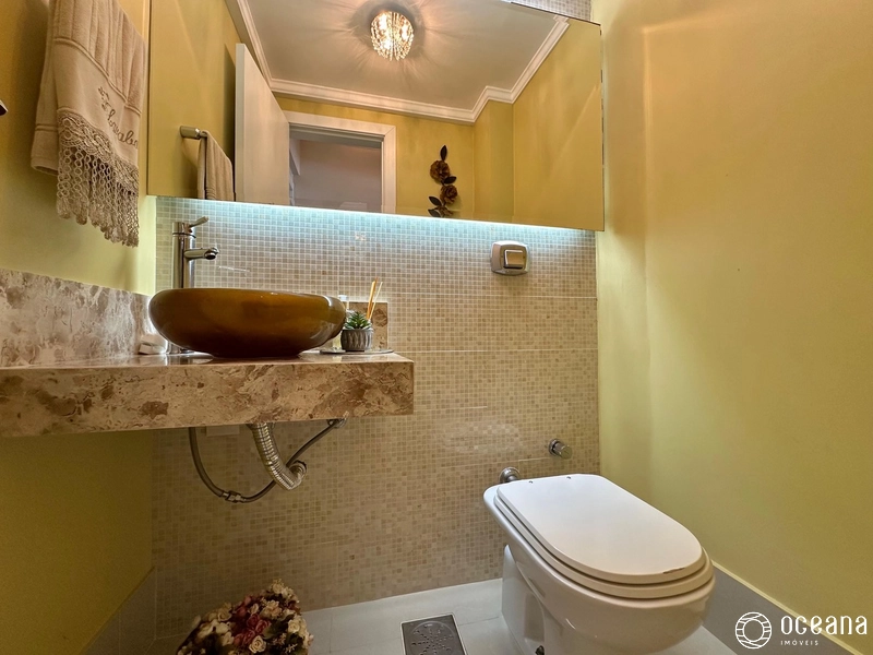 APARTAMENTO À VENDA  INFRA COMPLETA E VISTA PARA O MAR!: 8ª foto da galeria de imagens do imóvel
