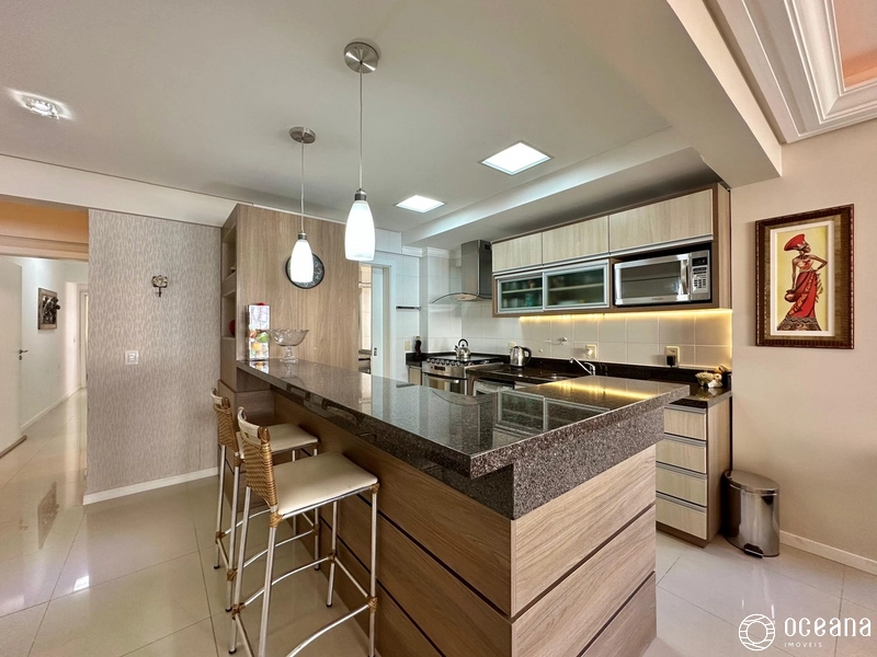 APARTAMENTO À VENDA  INFRA COMPLETA E VISTA PARA O MAR!: 10ª foto da galeria de imagens do imóvel