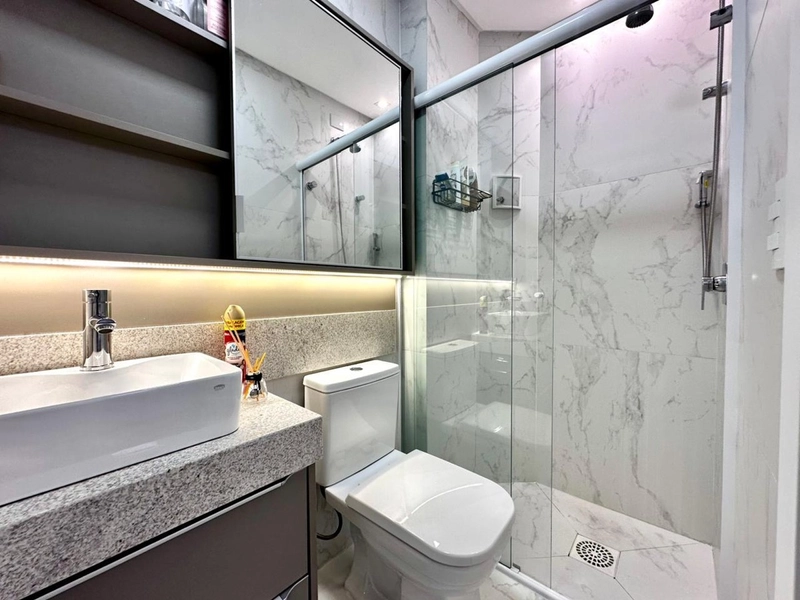 APARTAMENTO MOBILIADO E DECORADO DE 02 DORMITÓRIOS: 3ª foto da galeria de imagens do imóvel