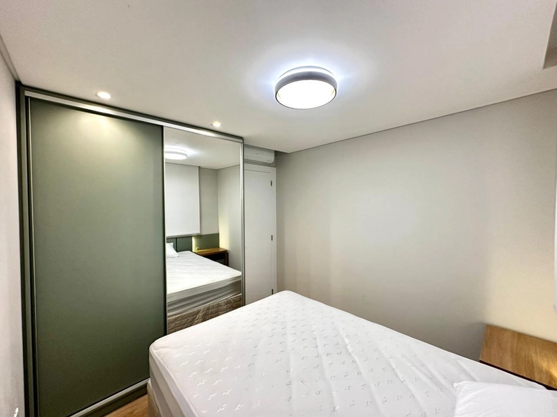 APARTAMENTO MOBILIADO E DECORADO DE 02 DORMITÓRIOS: 1ª foto da galeria de imagens do imóvel