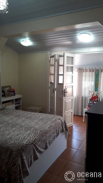 CASA CAPÃO NOVO: 3ª foto da galeria de imagens do imóvel