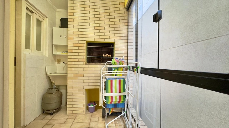 APARTAMENTO MOBILIADO COMPOSTO POR 02 DORMITÓRIOS - SEM VAGA: 1ª foto da galeria de imagens do imóvel