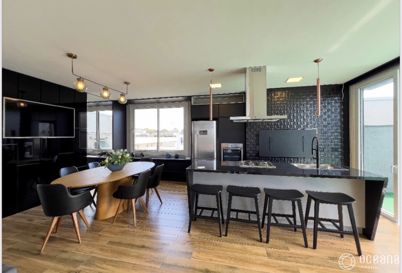 CASA DE ESQUINA NO VELAS DA MARINA, FINAMENTE MOBILIADA E DECORADA!: 2ª foto da galeria de imagens do imóvel