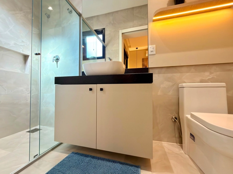 EXCELENTE CASA MOB E DECORADA COM 04 SUÍTES INDEPENDENTES!: 12ª foto da galeria de imagens do imóvel