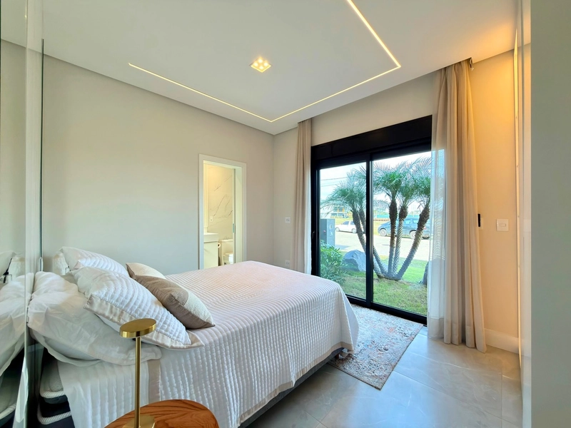 EXCELENTE CASA MOB E DECORADA COM 04 SUÍTES INDEPENDENTES!: 32ª foto da galeria de imagens do imóvel