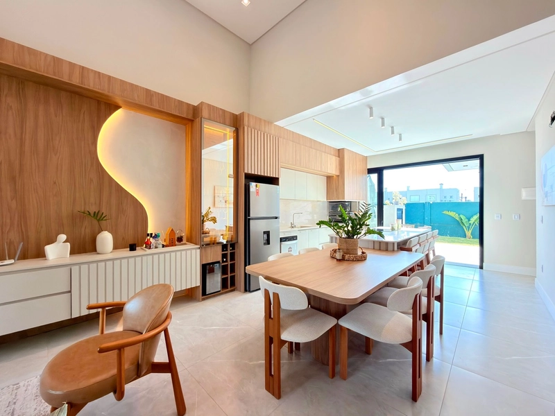 EXCELENTE CASA MOB E DECORADA COM 04 SUÍTES INDEPENDENTES!: 23ª foto da galeria de imagens do imóvel