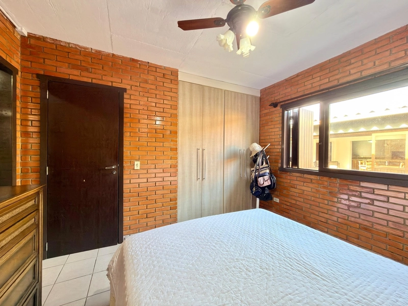 CASA COMPOSTA POR 03 DORM. + ANEXO EM ATLÂNTIDA - PRÓXIMA DO MAR: 1ª foto da galeria de imagens do imóvel
