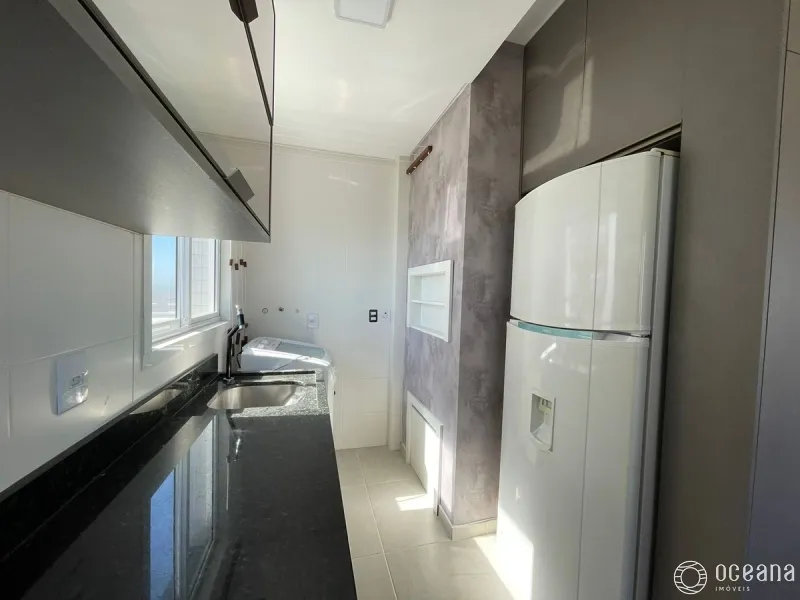 Apartamento com sacada integrada com churrasqueira na Zona Nova.: 7ª foto da galeria de imagens do imóvel