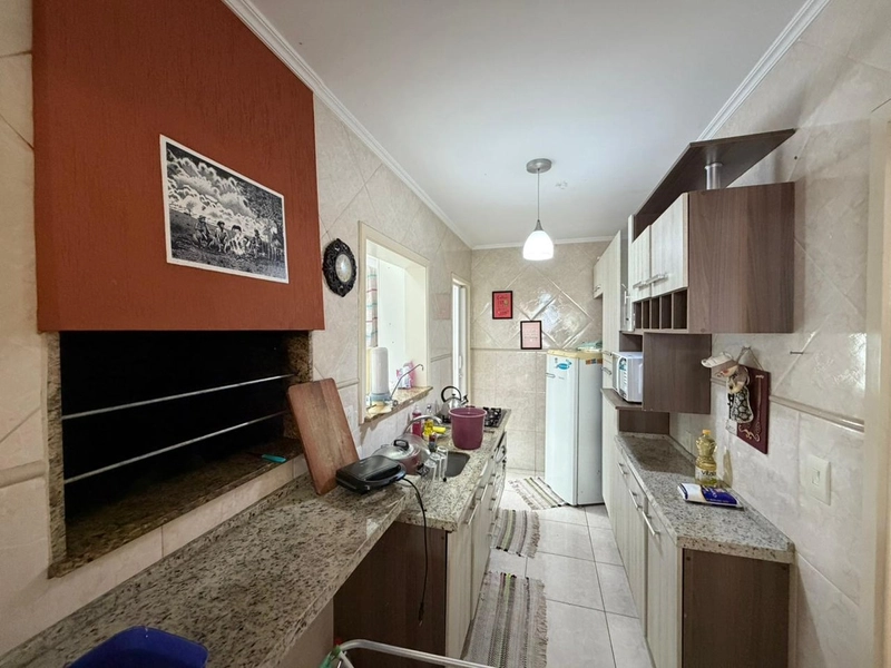 APARTAMENTO DE FRENTE A UMA QUADRA DO MAR: 14ª foto da galeria de imagens do imóvel