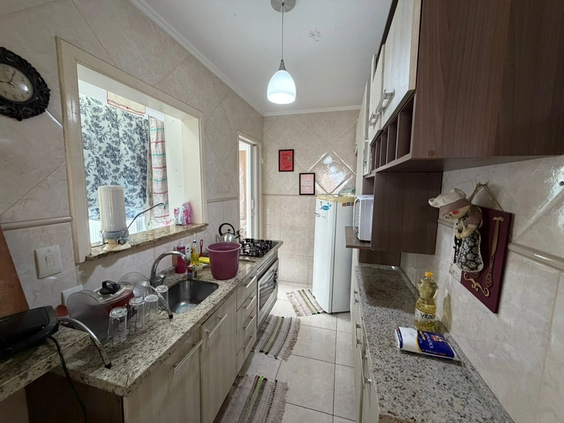 APARTAMENTO DE FRENTE A UMA QUADRA DO MAR: 15ª foto da galeria de imagens do imóvel