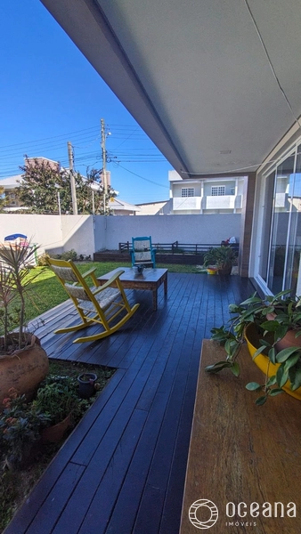 CASA COM PÉ DIREITO ALTO COM 06 ANOS DE CONSTRUÇÃO!: 11ª foto da galeria de imagens do imóvel