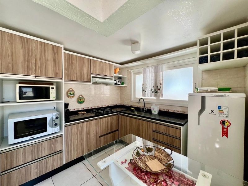 APARTAMENTO MOBILIADO DE 02 DORMITÓRIOS COM TERRAÇO NA BEIRA MAR!: 7ª foto da galeria de imagens do imóvel