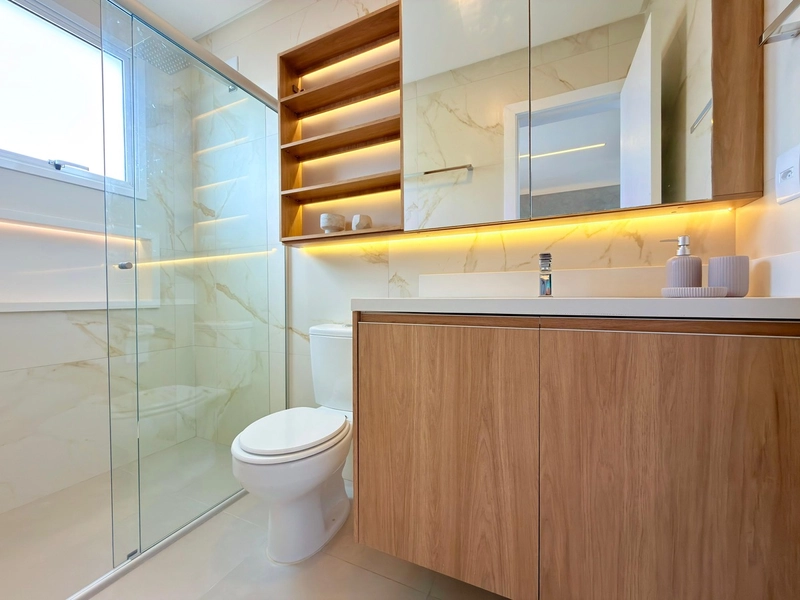 APARTAMENTO À VENDA COM VISTA INCRÍVEL PARA O MAR: 6ª foto da galeria de imagens do imóvel