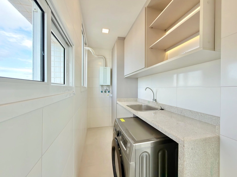 APARTAMENTO À VENDA COM VISTA INCRÍVEL PARA O MAR: 5ª foto da galeria de imagens do imóvel